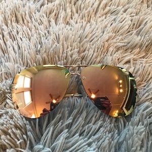 Quay Australia x Amanda Steele Sunnies